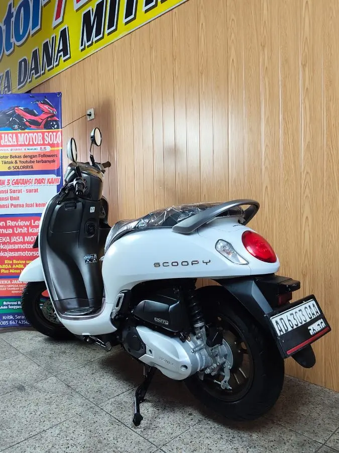 Scoopy Prestige 2022 keyless