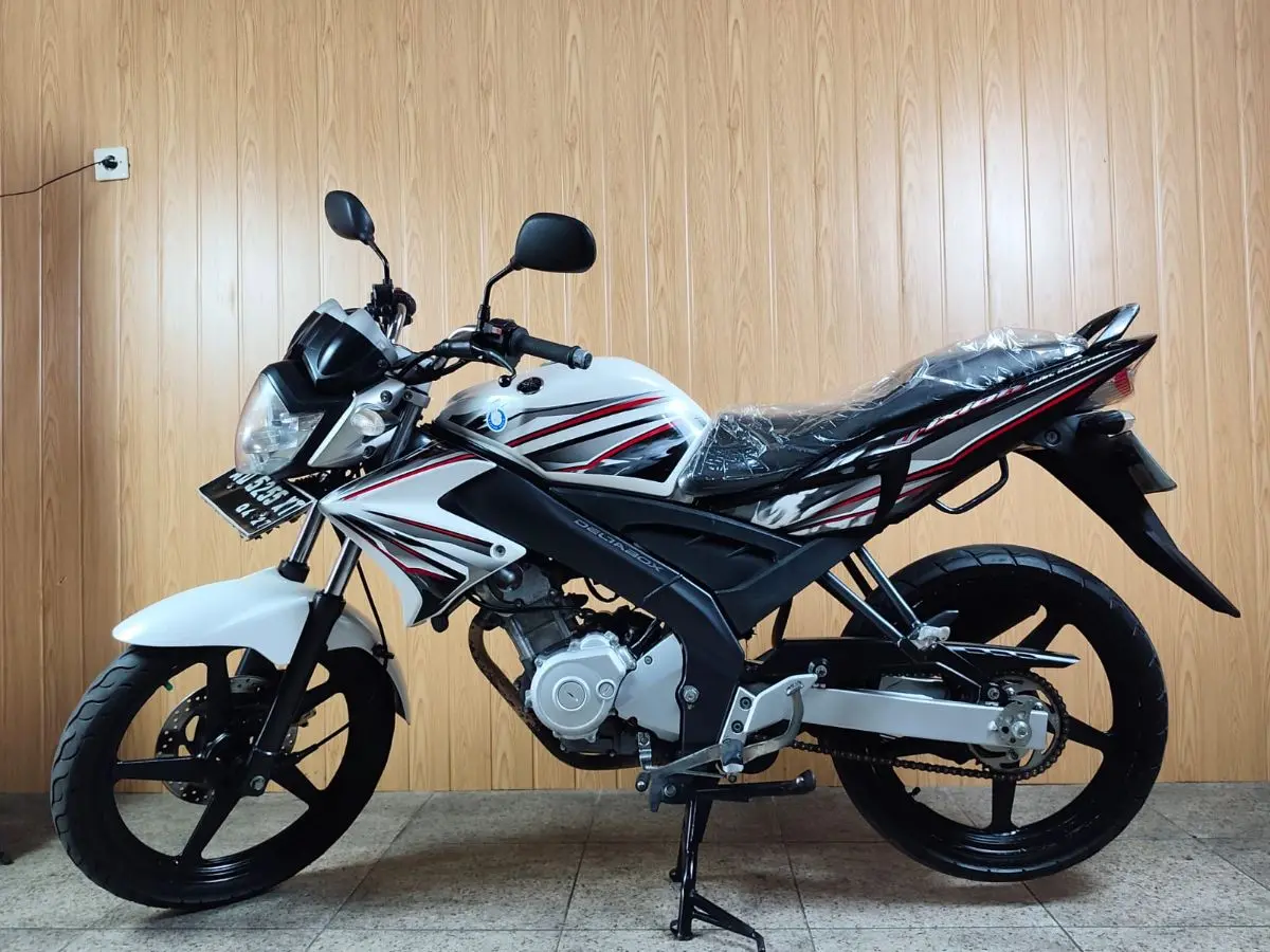 Vixion old 2012